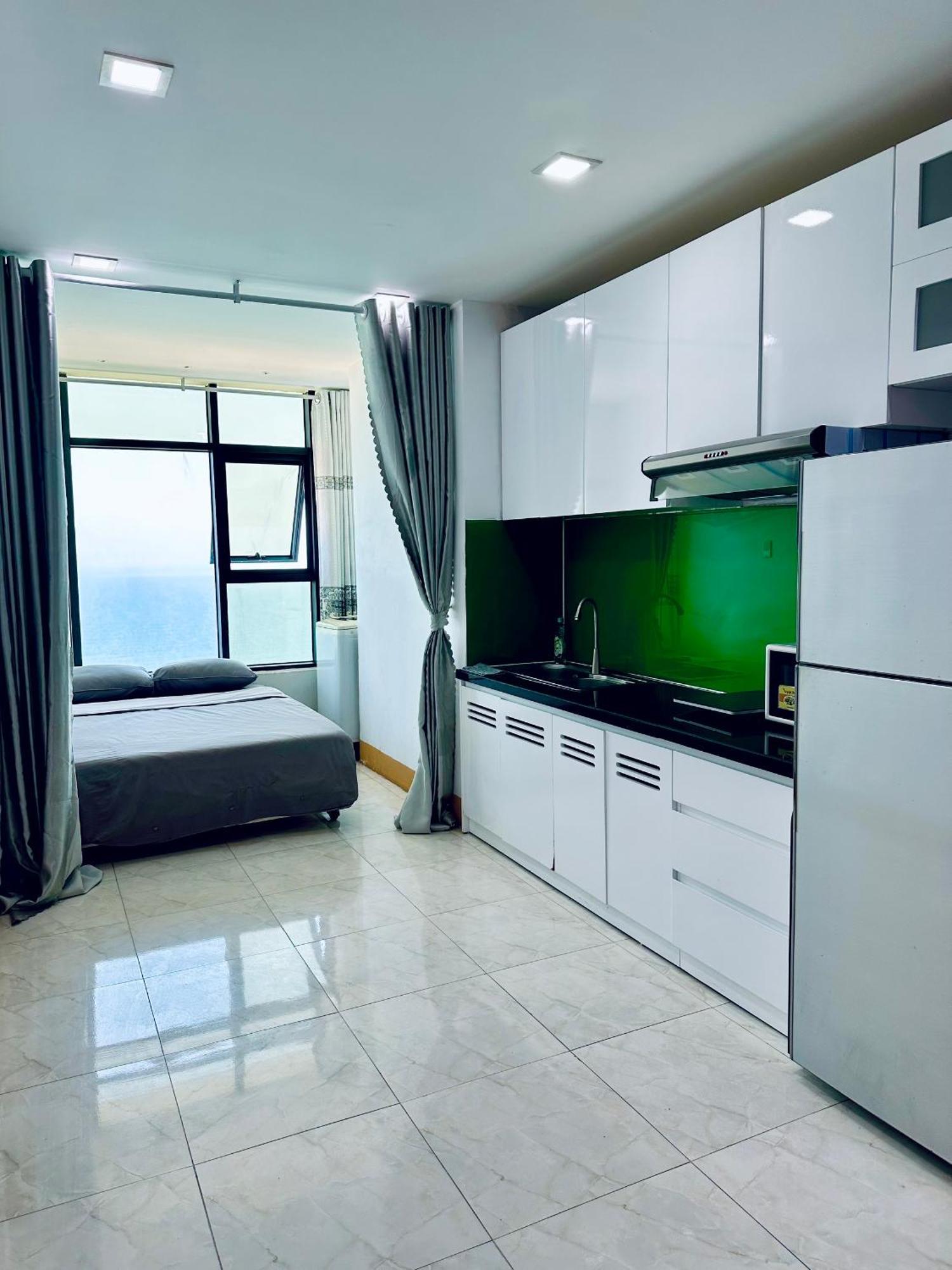 Infinity Sea View Apartment Nha Trang Zewnętrze zdjęcie