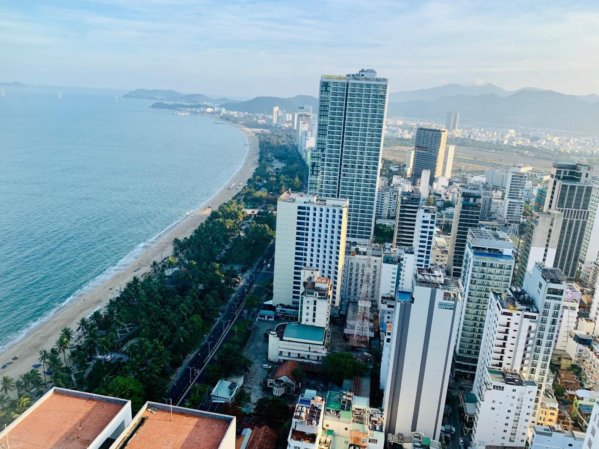 Infinity Sea View Apartment Nha Trang Zewnętrze zdjęcie